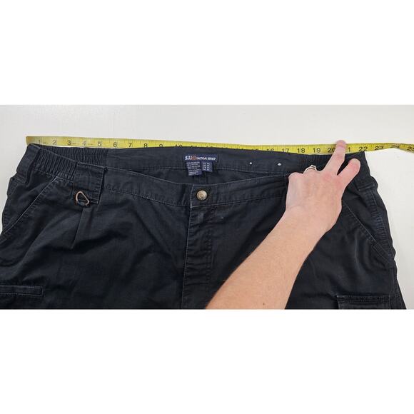 5.11 tactical Sz 46 black police uniform concealed carry security officer pants - Picture 3 of 5